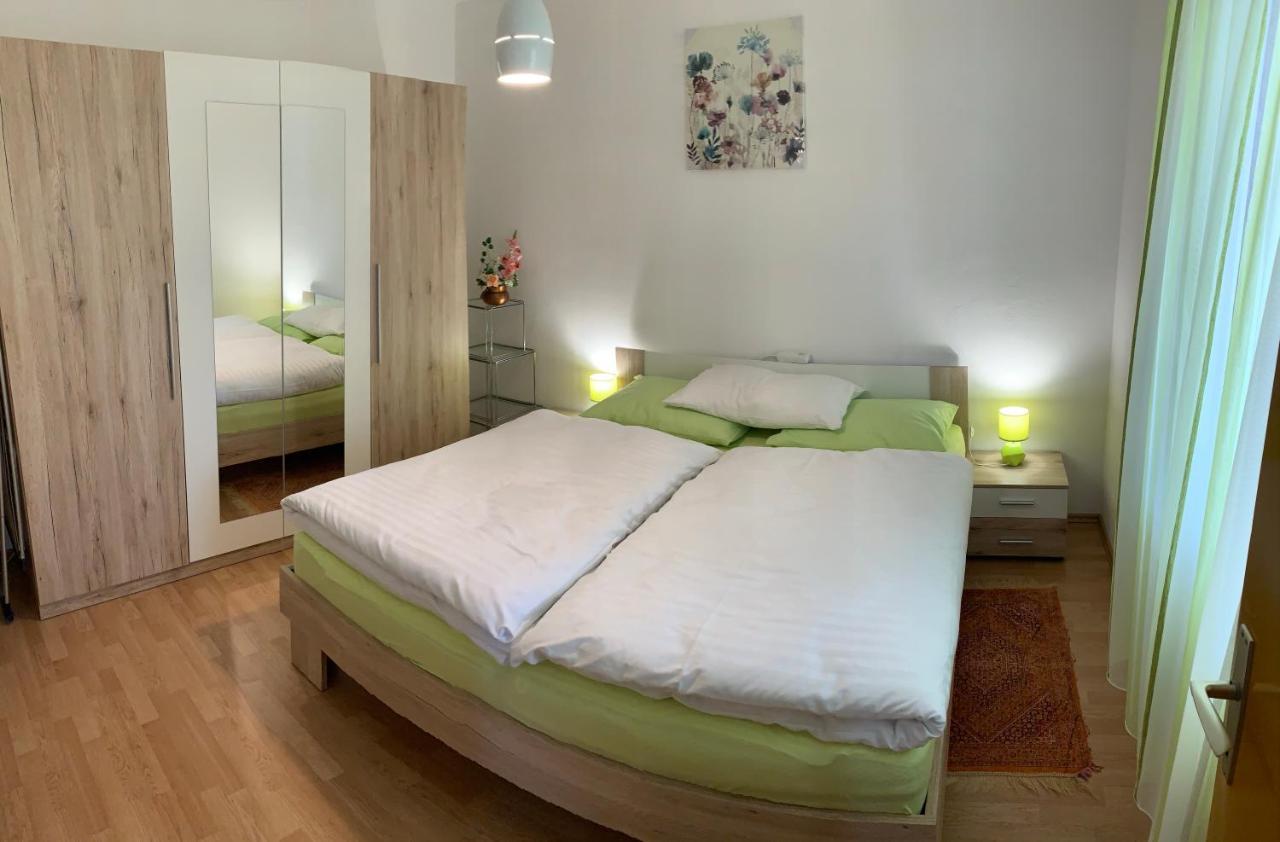 Apartment "Onkel" シベニク エクステリア 写真